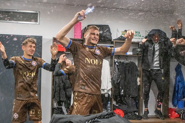 整体表现强 整体表现强